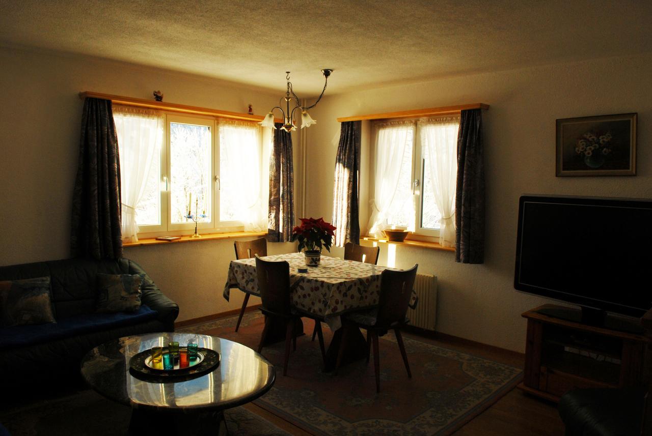 Ferienwohnung Klosters Bagian luar foto